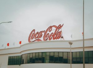 Why Coca-Cola Keeps Growing Through the Years 2 pexels hoanggiahuy 9973155
